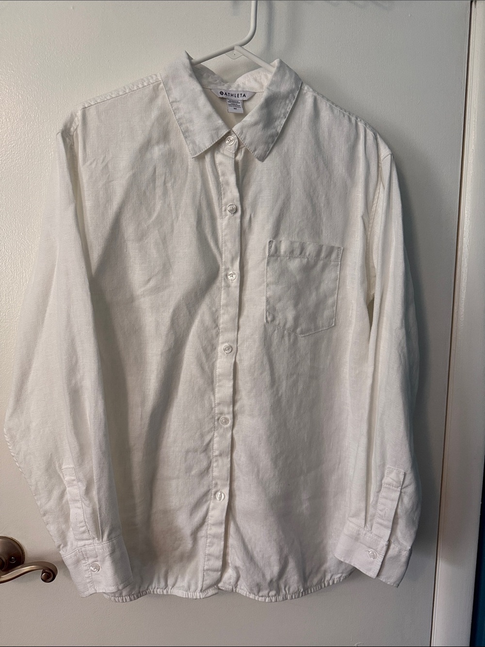 Athleta White Long-Sleeve Casual Button-Down Shirt